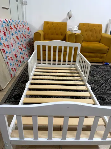 White Wooden Baby Crib - Solid Slatted Frame (No Mattress)
