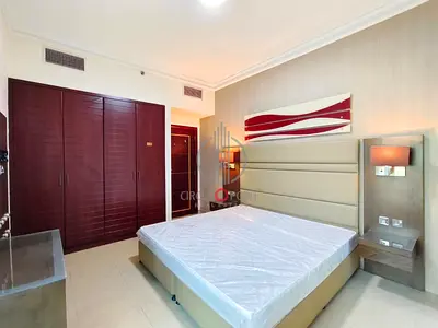 Fully Furnished 1BHK Near mall & Metro Station Ready to Move