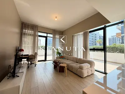 VACANT | BIGGEST LAYOUT | CORNER | BRIGHT | COZY