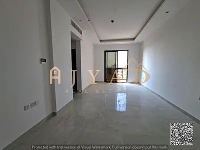 شقة غرفتين وصالة للإيجار في الجرف 3 عجمان | أول ساكن | 3 حمامات | بلكون | 43,000 درهم
