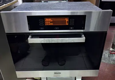 Miele built-in electric steam oven. 60Cm
