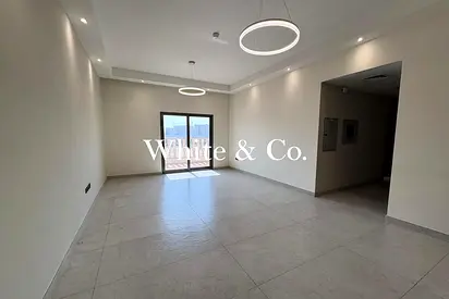 close to metro | modern finishing | vacant