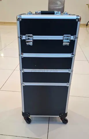 Rolling Makeup Trolley Case with Multiple Compartments - Black