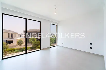 Vastu | Large Plot | Upgraded | Plus Maid