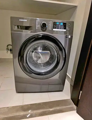 Samsung 8 kg washing machine latest model same like a new condition