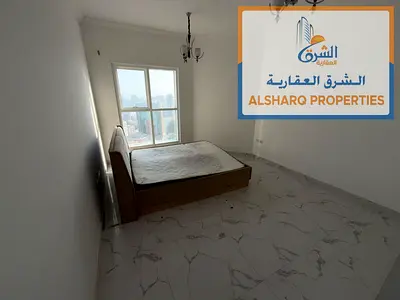 غرفه وصاله | للايجار السنوي | كورنيش عجمان | باركن مجانا | تكيف مركزي | صيانه علي المالك