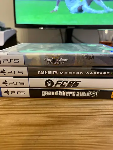 Set of PS5 Games: KCD, Call of Duty Modern Warfare, FIFA 26, GTA V