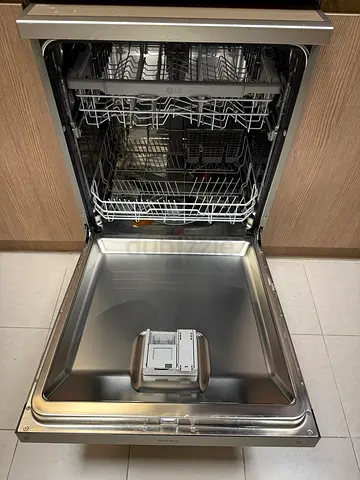 Brand LG Model Two Rack dishwasher