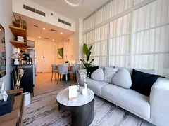 FULLY FURNISHED | MODERN UNIT | BRIGHT 1BR