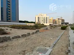 Commercial Plot 2B+G+4 Residential Plot 2B+G+7