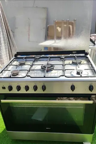 5 burner stove