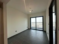 HIGH FLOOR | READY TO MOVE | SPACIOUS LAYOUT