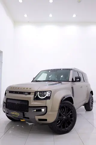 2025 Defender 110 Octa P635 LIKE NEW - V8 + FULL MATTE PPF