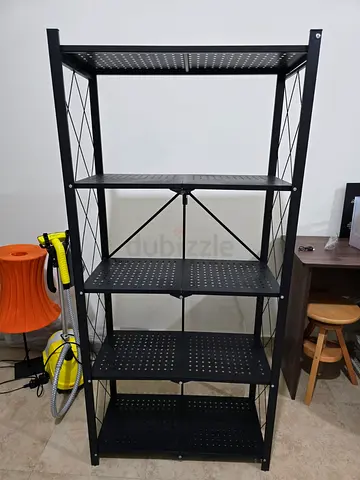 Selling 5-Tier Black Metal Folding Storage Shelf in Excellent Condtion