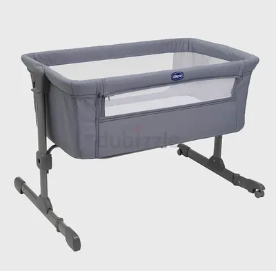 Chicco next2me co-sleeper/crib in grey — adjustable height