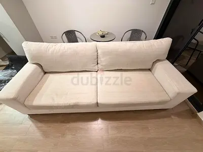 Beautiful Ashley's 3-Seater couch