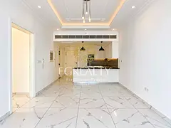Huge Layout | Modern Unit | Prime Location