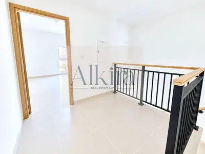 VACANT | GENEROUS LAYOUT | IDEAL FAMILY HOME