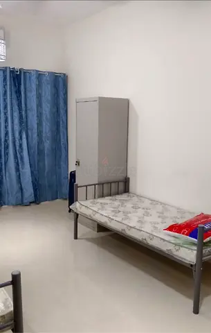 Sharing Bedspace for Executive Bachelors