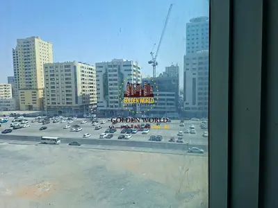 📋 **شقة غرفتين وصالة للإيجار في المجاز 2** غرفتين وصالة واسعة غرفة ماستر 3 حمامات مع باركينج **السعر السنوي 44 ألف درهم** للتواصل والاستفسار وحجز