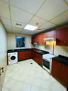 READY TO MOVE 2BHK MONTHLY BASIA FULLY FURNISHED CENTRAL AC /FAMILY BULDING &JUST IN 4200*QASMIA
