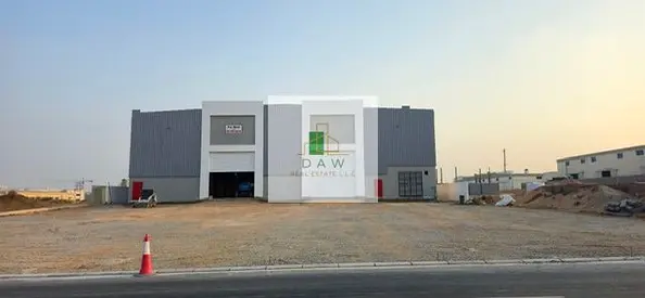 43,594 SQFT STAND ALONE WAREHOUSE WITH 500 KW POWER