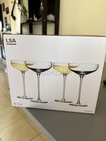 LSA Set of 4 Wine Glasses - New in Box