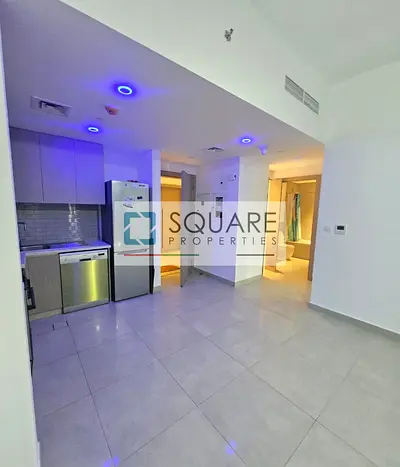 LUXURY 1 BHK - READY TO MOVE - SEMI FURNISHED- POOL VIEW