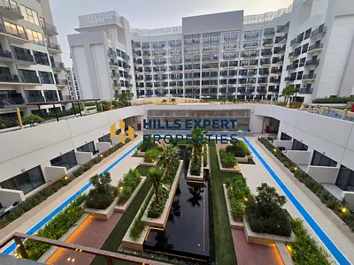 MODERN LAYOUT | UNFURNISHED | SPACIOUS