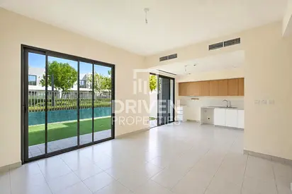Chiller Free | Well Maintained | Near To Expo 2020