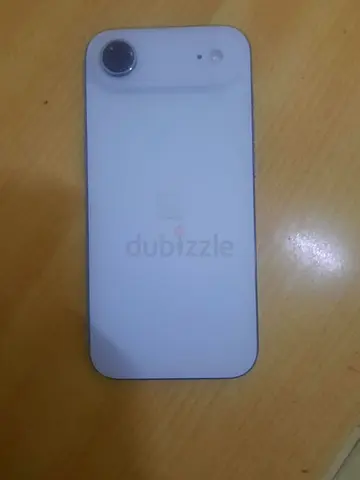 White iPhone 17 air, Good condition