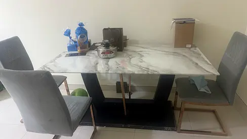 Dinning table