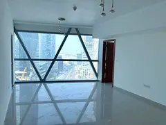 Renovated 1 Bedroom + Study