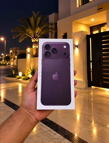 Iphone 18 pro max 256GB physical sim Burgundy