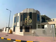 SUPER DISTRESS CHANCE | FULLY CORNER TOWNHOUSE | 4 BEDROOMS+MAID | 4,200 SQ. FT PLOT ON TWO WIDE STR