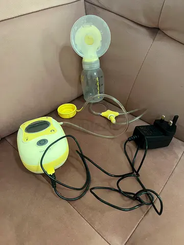 Electric Breast Pump with Bottle and Charger - Gently Used