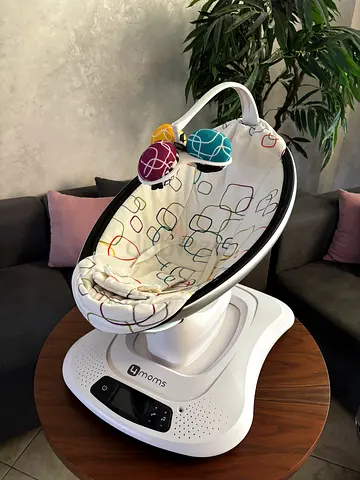 4moms MamaRoo Baby Swing - White, Gently Used