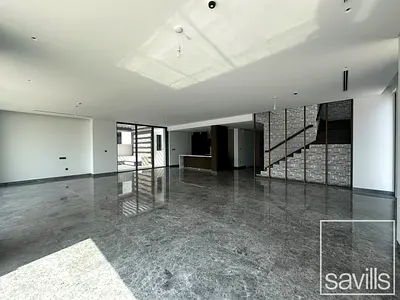Retreat I Dark finish I Handed over