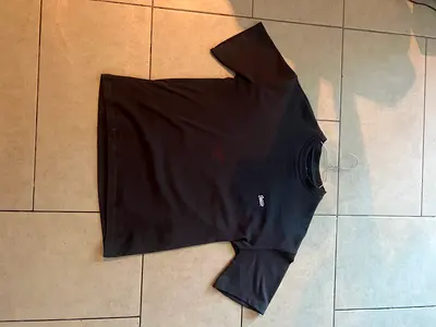Pull and bear t shirt