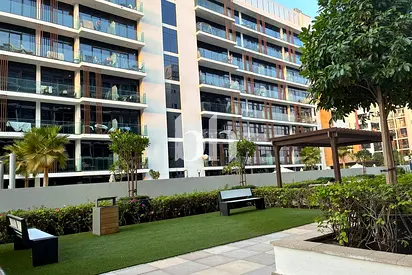 Corner Unit | Unfurnished | Move In Ready