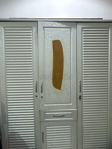 White wooden wardrobe / armoire - good condition
