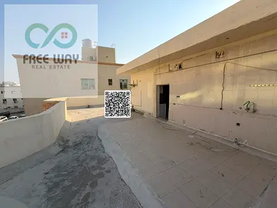 ROOF | FAMILY BUILDING | PRIME LOCATION