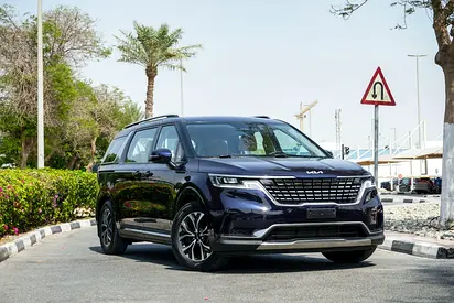 2023 Kia Carnival EX GCC Specs