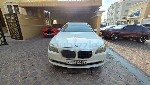 2011 BMW 7-Series 740Li - Luxury Sedan in Excellent Condition