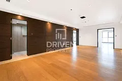 4 Parking Space | Prime Business Location | Vacant