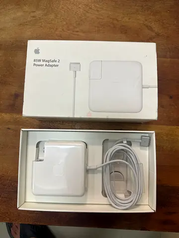 Apple 85W MagSafe 2 Power Adapter with Box (MacBook Pro) - Good Condition