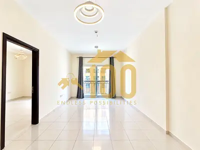 Spacious 1BR | Road-Facing Balcony | 1 Parking