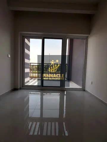 4BR Villa | Corner Unit | Road Views