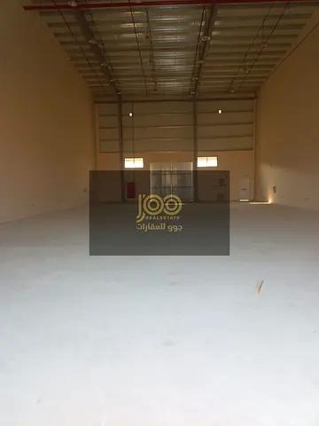 Industrial Warehouse for Rent in Umm Al Quwain Spacious 6,000 sq. ft. industrial warehouse with 25 KW electricity capacity, available for industrial