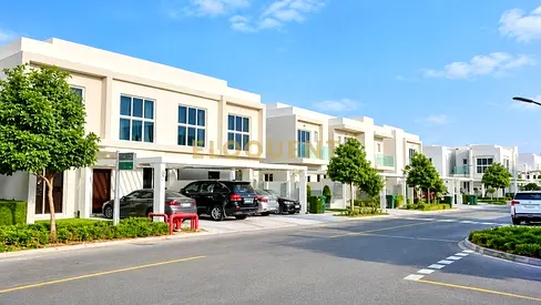 Fully Furnished | Park View | Closed kitchen